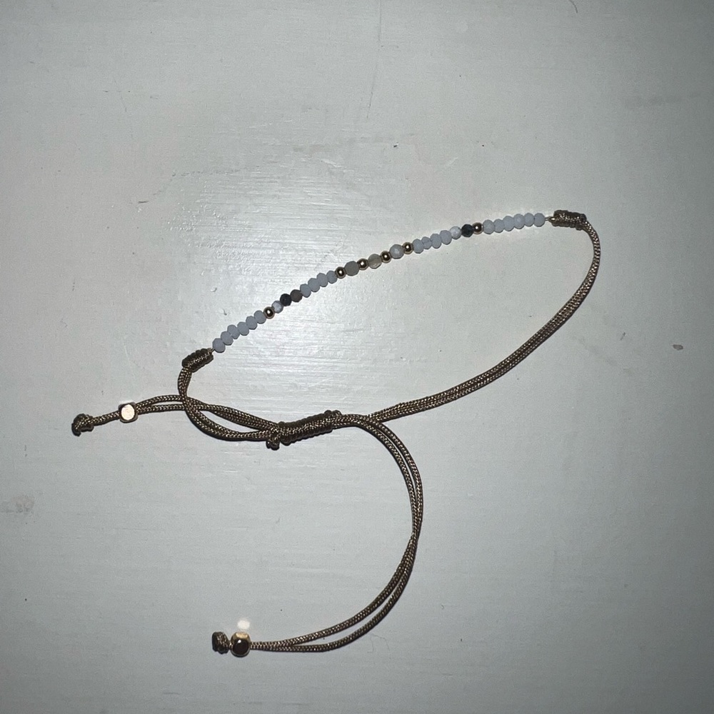 BEADED TIE BRACELET